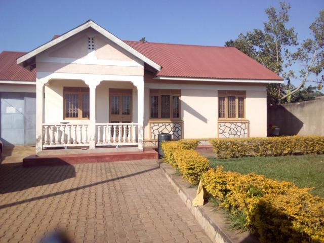 @HOUSE FOR SALE