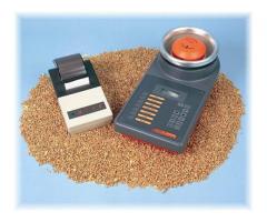 Grain moisture meter for seeds and grains