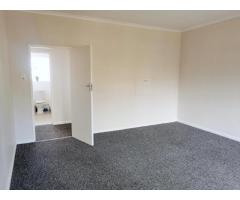 2 Bedroom Apartment / Flat to Rent in Kenilworth